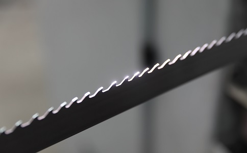 三门峡双金属带锯条产生切削噪音的原因具体有哪些？